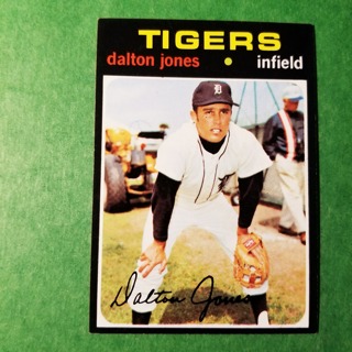 1971 Topps Vintage Baseball Card # 367 - DALTON JONES -TIGERS - NRMT/MT