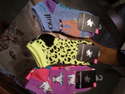 3 new packs socks