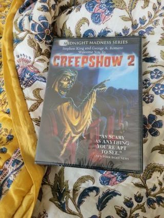 CREEPSHOW 2 LIKE NEW PLUS 2 MYSTERY DVDS!