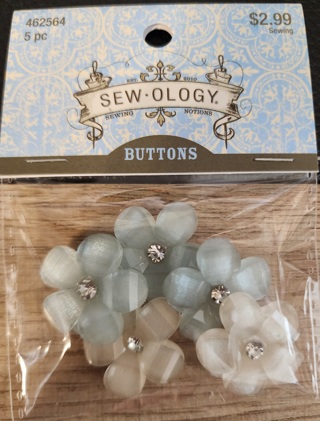 NEW - Sew-Ology - Flower Buttons - 5 in package 