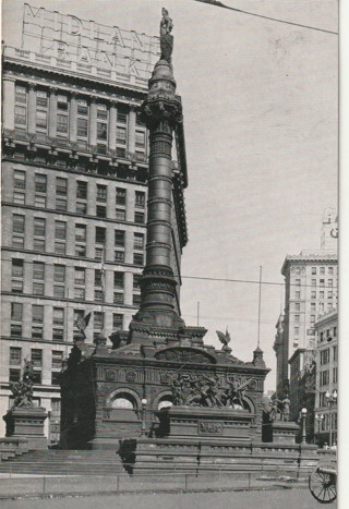 Vintage Unused Postcard: B&W: Soldiers & Sailors Monument, Cleveland, OH