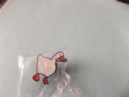 1 inch metal duck hat/lapel pin