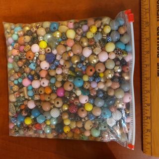 Bead soup variety for crafting or jewelry making