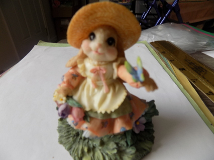 4 inch tall resin gardener bunny in straw hat, holds butterfly, & bouqet flowers peach dress 