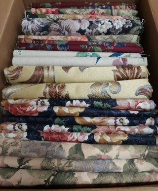 Lot of 20 Mixed Flower Floral Vintage 80s 90s Fabric Yards Off Cuts-Roll End Scraps Sewing