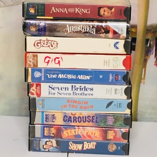 10 Pk Musicals & Classic Movies VHS