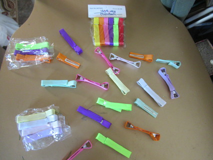 New Alligator hair clips-- 8 different colored clips