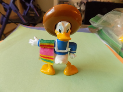 3 inch Donald Duck pvc toy 3 Amigoes in sombrero