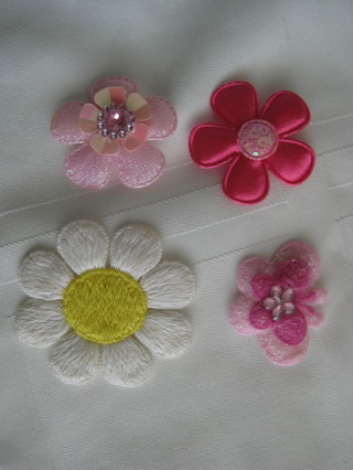 Flower patches, 4 pcs. all different, Cloths decor. New out of package.