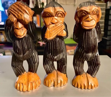 Pre owned Great Condition ,  see, hear, speak no evil Monkeys  