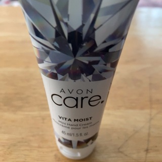 Avon Care Vita Moist Hand Cream