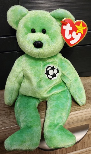 NEW - TY Beanie Baby Bear - "Kicks"