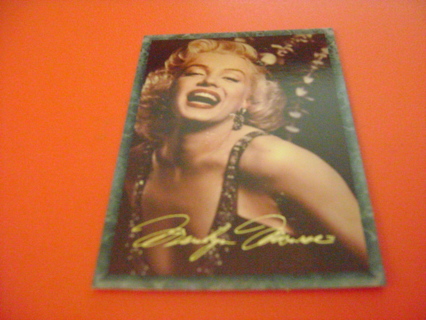 Marilyn Monroe MINT Trading card