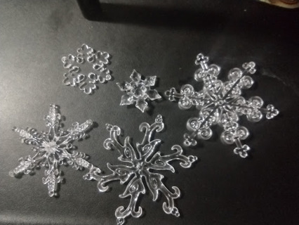 5 Plastic Snowflake Decor