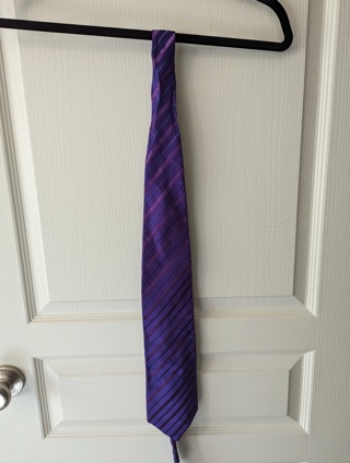 Purple tie