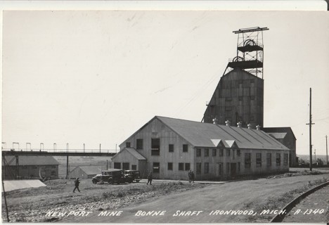 Vintage Unused Postcard: (z): Newport Mine, Bonne Shaft Ironwood, MI