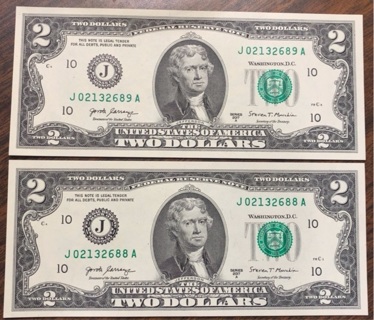 2 Unc $2 bills in sequence 