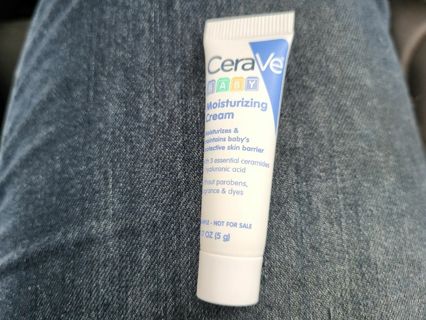 Sample size cerave baby lotion