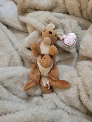 POUCH BEANIE BABY KANGAROO WITH BABY VERY GOOD