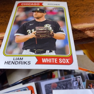 2023 topps heritage 1974 Liam hendriks baseball card 