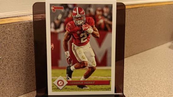 2023 CHORONICLES DONRUSS DRAFT PICKS DERRICK HENRY # 23 TENNESSEE TITANS