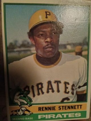 1976 TOPPS RENNIE STENNETT PITTSBURGH PIRATES BASEBALL CARD# 425