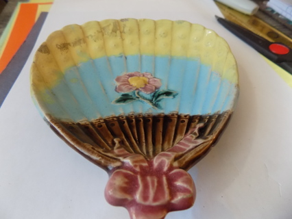 Majolica Pottery fan calling card tray Figural fan pink box and pink flowers painted