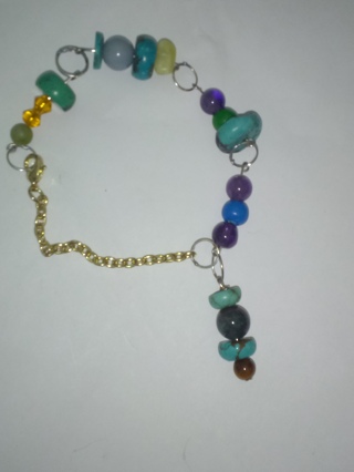 Bracelet handmade with stone beads 