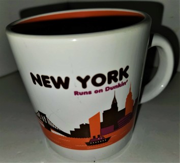 2013 Dunkin Donuts NEW YORK ceramic mug - 3 3/4" high x 3 1/2" diameter - weight 15 oz.