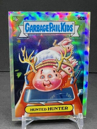 Hunted Hunter 2021 Topps Chrome Garbage Pail Kids REFRACTOR #142b GPK