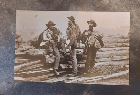 Confederate Soldiers Postcard 