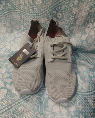 Women's U.S. POLO ASSN. Athletic Shoes Size 9