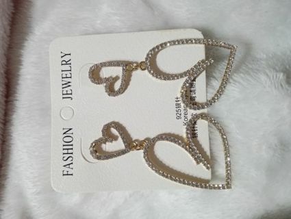 New women heart earrings
