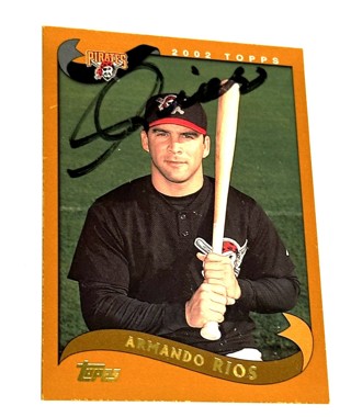 Autographed Armando Rios Topps 533 Pirates 2002 Baseball Card