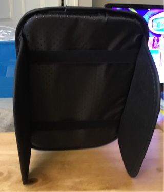 Console cushion w/pockets 