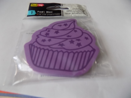 Purple cupcake shaped notepad