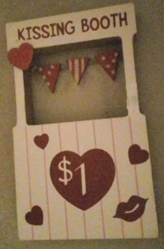 Kissing Booth Mini Plaque