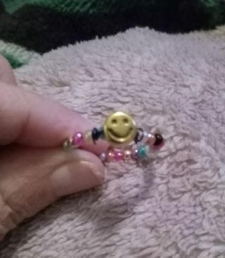 Smiley Face Gold Charm pearl bead ring sz7.5/8