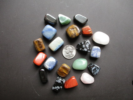 Small Lot of Larger Tumbled Gemstones & Minerals