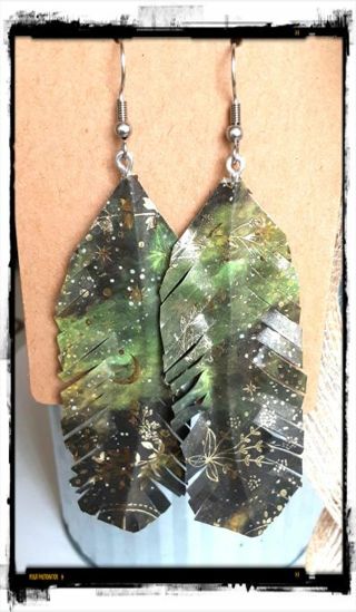 Faux Feather Detailed Dangle Earrings