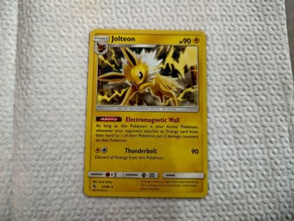 Pokemon Sun and Moon Hidden Fates Jolteon Rare