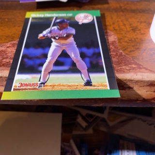 1989 donruss Rickey Henderson baseball card 