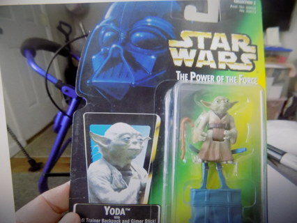 Vintage yet NIP Mint, Sealed Star Wars Power of the Force Yoda Jedi Trainer backpack & stick