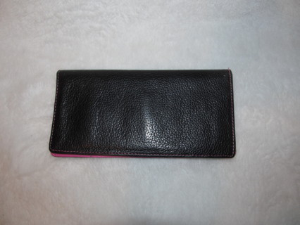 Black & Pink Leather Bi-Fold Wallet Credit Cards & ID