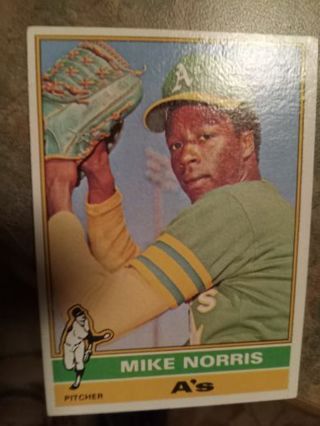 1976 TOPPS MIKE NORRIS OAKLAND ATHLETICS BASEBALL CARD# 653