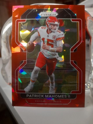 PATRICK MAHOMES 2021 Panini Prizm Red Cracked Ice Parallel #190 | Chiefs