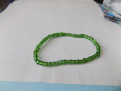 Bracelet E beads translucent green