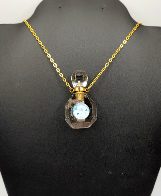New Natural Embellished Quartz Faceted Gemstone Perfume Bottle Pendant Necklace With Screw Off Lid
