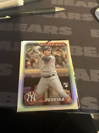 2024 topps rainbow foil rc everson pereira