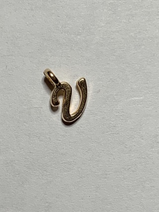 ♥GOLD INITIAL LETTER CHARMS~#V1~FREE SHIPPING♥